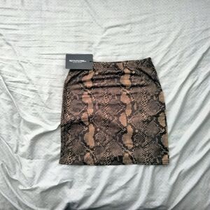 PrettyLittleThing Tan Snake Print Pencil Skirt